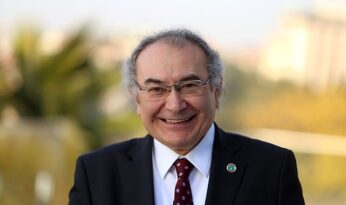 Prof. Dr. Nevzat Tarhan: “Yapay zeka yankı odası etkisi yapar”