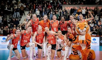 Eczacıbaşı Dynavit, Olympiacos karşısında 3-0 galip