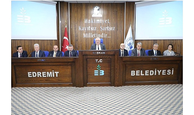Edremit’te yılın ilk muhtarlar toplantısı yapıldı